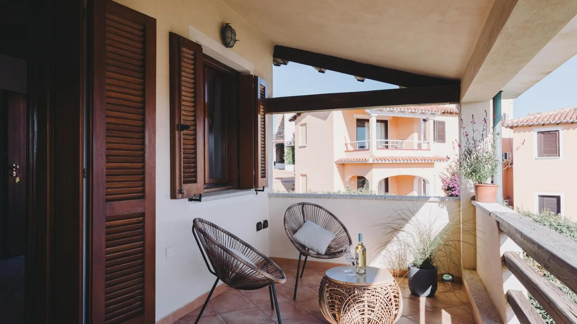 Cactus Mare Apartment Golfo Aranci Konukevi